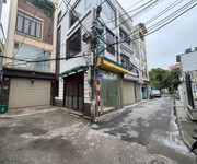 Bán nhà 46m x 4t đức giang, oto tránh, lô góc, full nội thất. 10 tỷ có tl. lh 0936 123469