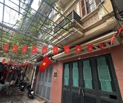 Nhà phân lô - ngõ thông   ô tô tránh - 50m ra phố dương quảng hàm   4 tầng   48m2   15,8 tỷ