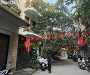 Nhà kim ngưu   lô góc 3 thoáng   gần ô tô   full nội thất