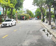 Bán nhà 2 tầng, mặt tiền đường 7m5 sơn trà, sổ đẹp vuông vức