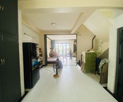 2  quận 8 sát quận 6   77m  ngang 5.1m   2 tầng đúc   sổ đẹp hoàn công   5.3 tỷ tl 