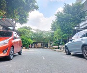 1 Nhà đẹp khu sầm uất, tiện kinh doanh - khu vực Tân Phú 1 Nhà đẹp khu sầm uất, tiện kinh doanh - khu vực Tân Phú