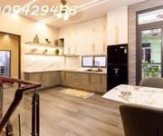 2 5,6 tỷ   quận 7   hẻm xe hơi   sổ hồng riêng   gần nguyễn văn linh