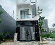 3 Nhà 1 trệt 1 lầu Tp.Hồ Chí Minh mới
