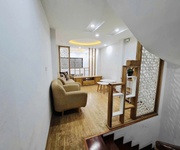 2 Cho thuê nhà nguyên căn ngõ 205 định công thượng, 5 tầng x 40m2, 3 ngủ, 11 triệu