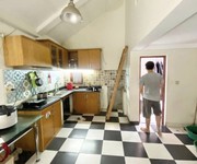 4 Cho thuê nhà ngõ hai bà trưng, 4 tầng x 18m2, 3 ngủ, 2 vệ sinh, 7.5 triệu