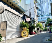 2 Nhà có ngang nở hậu tài lộc vào nhà- xe hơi đậu cửa- đường hoàng diệu-thông ra bến vân đồn qua phố