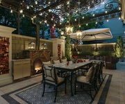 1 Bán toà nhà biệt thự kđt trung yên - trung hoà, cầu giấy dt 200m2 x mt 20m, có hầm, kd tuyệt, 83 tỷ