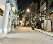 Dương quảng hàm - hxh thông - 5 tầng - 60m2 - hoàn công đủ - giáp bình thạnh - nhà còn mới - bán