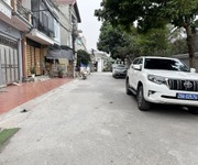 Cần bán 40m2 nhà 4 tầng mặt phố Phạm Khắc Quảng. Vị trí đẹp, kinh doanh sầm uất
