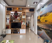 1 Cần bán nhà 4 tầng độc lập tại đường Chợ Hàng   Giá siêu tốt