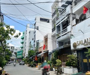 2 Nhà cấp 4 hẻm vip 181 đường âu dương lân p2q8 . giá: 9.2 tỷ