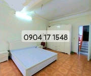 Cho thue nhà chợ Đôn   Thiên Lôi , ô tô đỗ trong sân