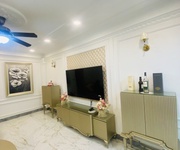 1 Hoàng hoa thám 45m x7 tầng chỉ 9,8 tỷ,cách ô tô 30m,nội thất tiền tỷ,ngõ thông