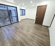Bán nhà nguyễn văn linh- long biên-50m2- 5 tầng- oto đỗ- nhỉnh 8 tỷ