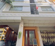 2 Siêu phẩm khách sạn thái hà đđ 7t 116m2 mt9m 70 tỷ doanh thu 400tr/th