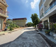 Bán nhà TĐC Sân Bay   Tràng Cát dt 59,92m2 đường nhựa rộng 6m vỉa hè mỗi bên 3m có nhà cấp 4 trên đấ