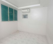 3 Hoàng quốc việt   90m    mt 5.6m   sân trước   gần công viên nghĩa tân   21.5 tỷ