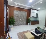 Phải chuyển về quê, em trai mình cần bán căn nhà đẹp thạch bàn, long biên