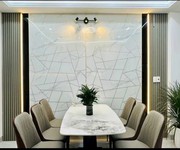 2 Hơn 7 tỷ - 40m - bán nhà dân xây ngọc thụy, long biên, ô tô đỗ cửa, gần việt pháp, khai sơn