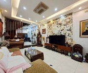 Bán liền kề dịch vọng, cầu giấy, 50m2, 5 tầng, ô tô đỗ cửa, nhà đẹp, giá tốt