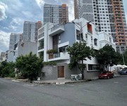 Bán góc 2 mt an phú quận 2 , ngang 7m cách vài căn ra đg thương mai sầm uất