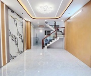 4  bình tân  nóng bỏng tay  - nhà 4x10m, 2 tầng mới cứng, hẻm 6m ô tô tránh, giá không tưởng chỉ 4