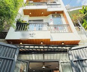 AN CƯ LÝ TƯỞNG   NHÀ 1 TRỆT 2 LẦU KIÊN CỐ   Trung Tâm Long Trạch    105m2 - GIÁ RẺ 2 TỶ 5
