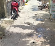 1 Bán nhà gác lửng đúc, dt 70m    lô góc 2 mặt kiệt 3m âu cơ, gần chợ hoà khánh   chỉ 2.45 tỷ