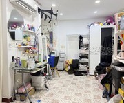 Nhà đường nguyễn thị minh khai phường bến thành quận 1 cũ.
