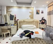 2 Nhà đường nguyễn thị minh khai phường bến thành quận 1 cũ.