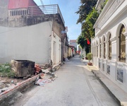 Muốn bán mảnh đất 42m mt4.4 đường thông oto, ngay tl 417 phương đình đan phượng hà nội