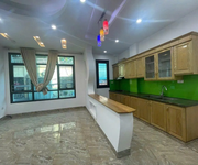 5 Nhà đẹp 6 tầng, ô tô vào nhà, kinh doanh, Nghĩa Tân - Cầu Giấy, chỉ 10.9 tỷ