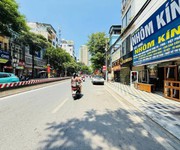 3 Mặt phố lạc long quân - 45m  - mt 6m - vỉa hè đá bóng - dòng tiền ổn định - 32 tỷ