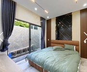 4 Nhà 3 tầng mới đẹp mặt tiền lỗ giáng 24 . dt:100m