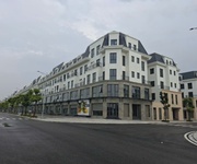 1 Bán nhà phố 5 tầng chỉ với vốn 1,8 tỷ sở hữu ngay, tiềm năng cực lớn.