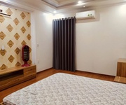 5 Cho thuê nhà mặt phố Văn Cao, 4 ngủ khép kín  80m2 .