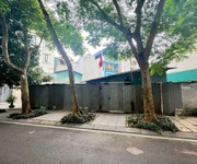 2 Lô góc - view hồ - khu phân lô tđc thanh am - long biên - gần cầu đuống 2 Lô góc - view hồ - khu phân lô tđc thanh am - long biên - gần cầu đuống