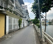 Bán đất mặt hồ tai trâu, gần mipec long biên