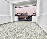 3 Cầu giấy dt 46m giá 15,8 tỷ-ô tô qua nhà,kinh doanh sầm uất-nhà đẹp,cách phố 50m