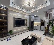 Nhỉnh 6 tỷ vài bước ra ô tô - hàng xóm time city