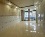 4 Bán Nhà Mặt Tiền Lạc Long Quân P.3 Quận 11, giá cực tốt