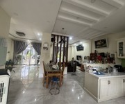 Bán biệt thự liền kề, phường phước long tp hcm  dt  8 x14.5m, 115m2, 3 tầng, sổ hồng, giá 14.3 tỷ.