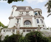 Biệt thự gần 400m2 khu cao cấp 204 nguyễn văn hưởng thảo điền quận 2
