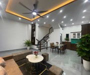 Bán căn nhà 3 tầng 67.7m2 ngõ phố Lam Sơn, ph Ngọc Châu, TP HD, 3 ngủ, 2 vs, chỉ 2 tỷ