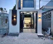 Nhà phố hiện đại   Giá chỉ 2 tỷ 4   Diện tích 100m2  - Gần KCN cầu Tràm