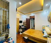 3 Hoàng quốc việt phân lô ô tô tránh vào nhà, 1 ngoặt ra phố, mặt tiền rộng, nhà dân xây ở sướng