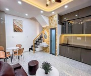 Nhà đường nguyễn đình chính quận phú nhuận cũ.