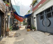 Bán nhà đường độc lập, diện tích 80m2, hẻm xe hơi 5m thông   3pn
