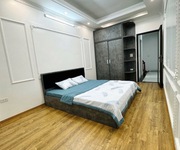 3 Bán Nhà Cổ Linh, Long Biên 33m2, 5T chỉ 6,38 tỷ  tặng nội thất